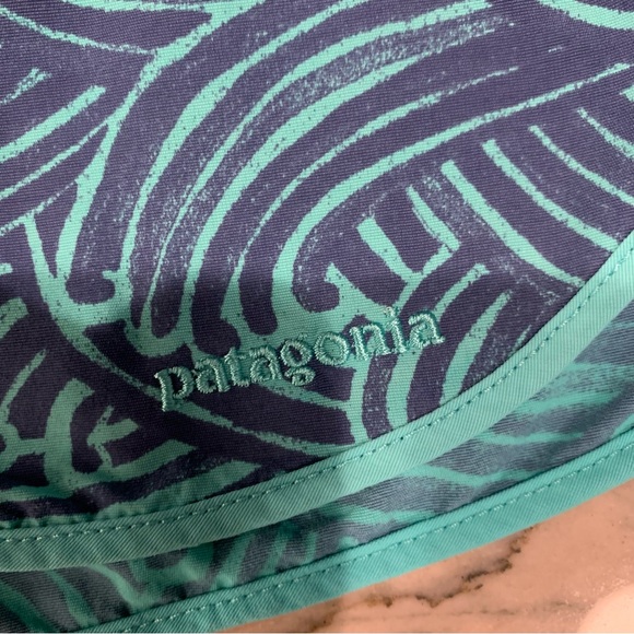 Patagonia Women’s Wavefarer Board Shorts. Size 2.  Great condition! - Picture 4 of 12